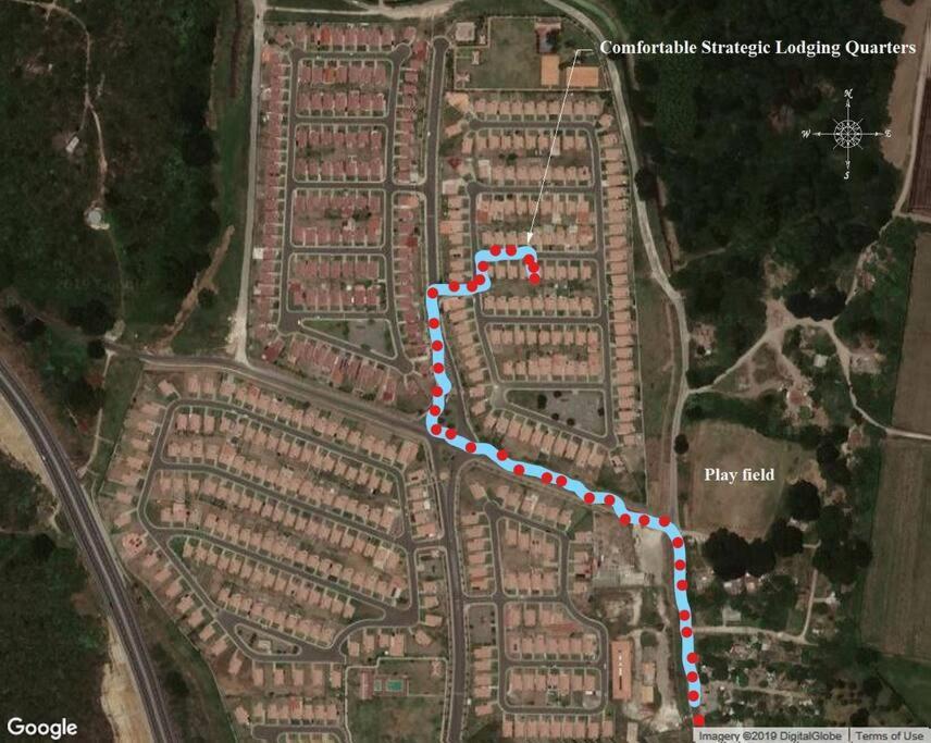 Comfortable Strategic Lodging Quarters Spanish Town Екстер'єр фото